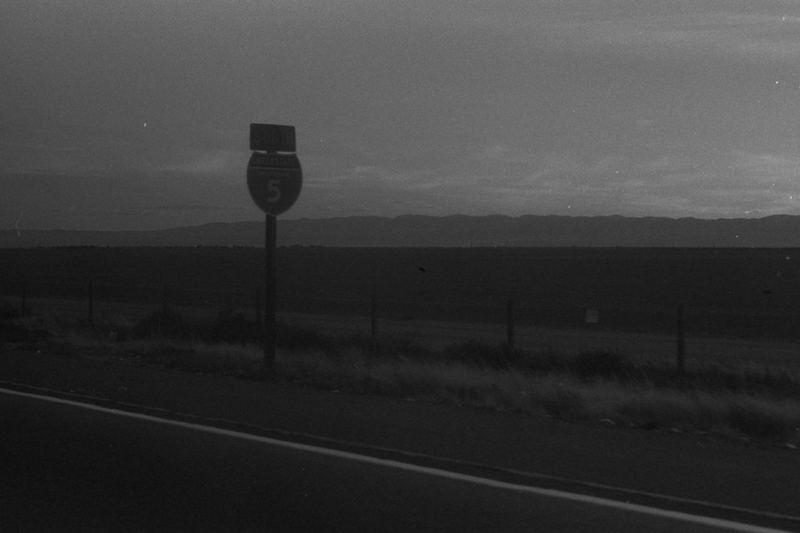Illustration for article titled Murilee's Interstate 5 Road Trip Photos Of The Late 1980s